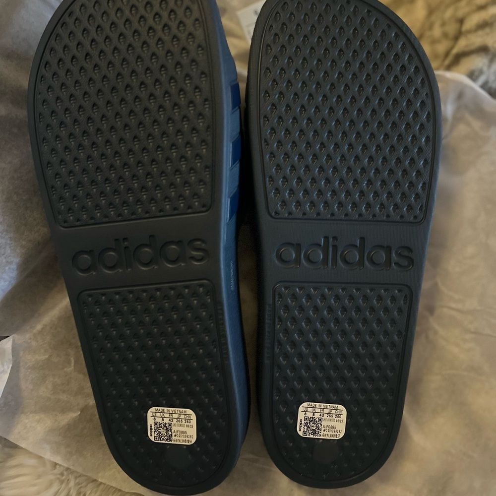 Adidas Adilette Aqua Slides Unisex M8/W9 Blue - Picture 2 of 8